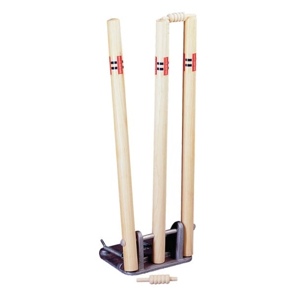 Fitness Mania - Gray Nicolls Spring Return Cricket Stumps