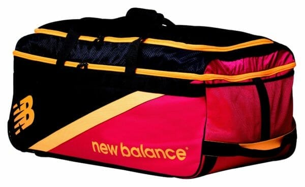 Fitness Mania - New Balance Men's & Women's TC560 Medium Wheelie Bag