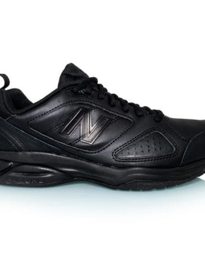 Fitness Mania - New Balance 624v4 - Womens Cross Training Shoes - Black