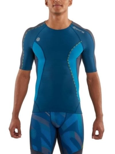 Fitness Mania - Skins DNAmic Mens Compression Short Sleeve Top - Atmos + Free Gym Bag