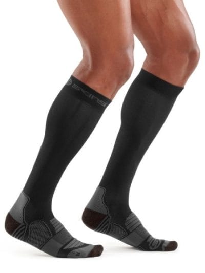 Fitness Mania - Skins Essentials Mens Active Compression Socks - Black/Pewter