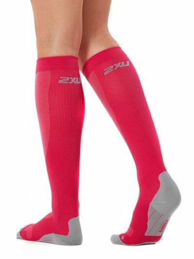 Fitness Mania - 2XU Womens Compression Run Socks - Hot Pink/Grey