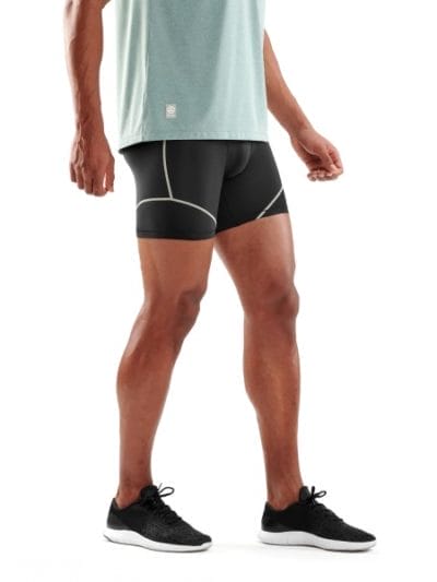 Fitness Mania - Skins DNAmic Team Mens Compression Shorts - Black