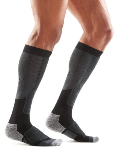 Fitness Mania - Skins Essentials Mens Thermal Compression Socks - Black/Pewter