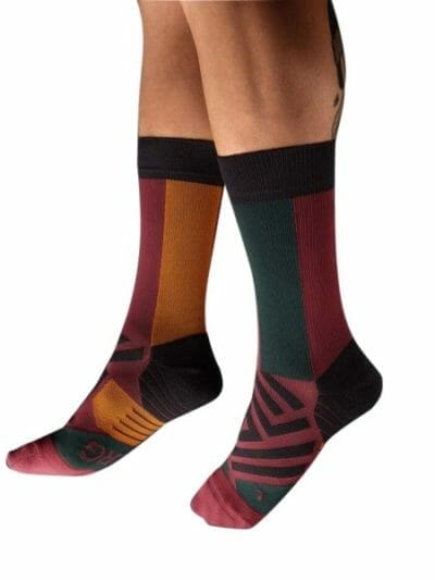 Fitness Mania - On Mens Running High Socks - Mulberry/Pecan