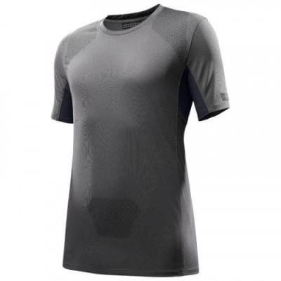 Fitness Mania - Men's Grey TREK 500 short-sleeved mountain trekking T-shirt