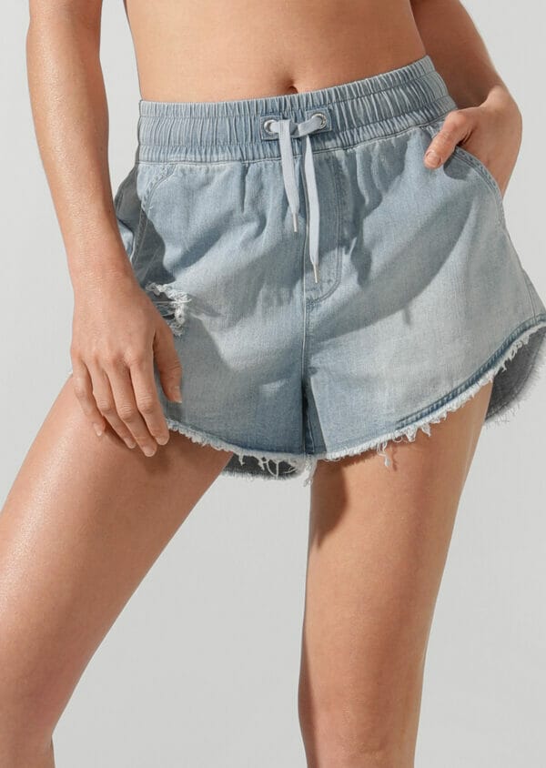 Fitness Mania - Weekender High Waisted Denim Short