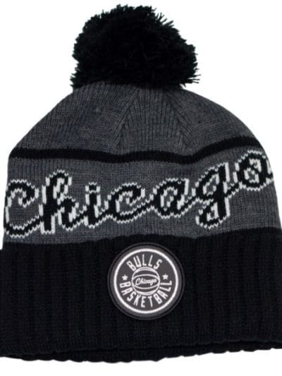 Fitness Mania - Mitchell & Ness Chicago Bulls Reflective Patch Knit Basketball Beanie