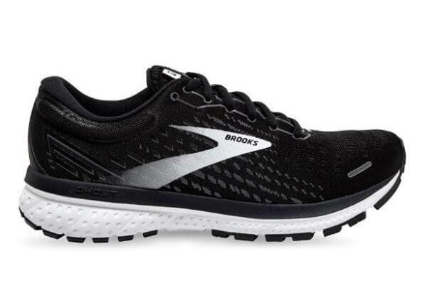 Fitness Mania - Brooks Ghost 13 (2E) Mens Black White