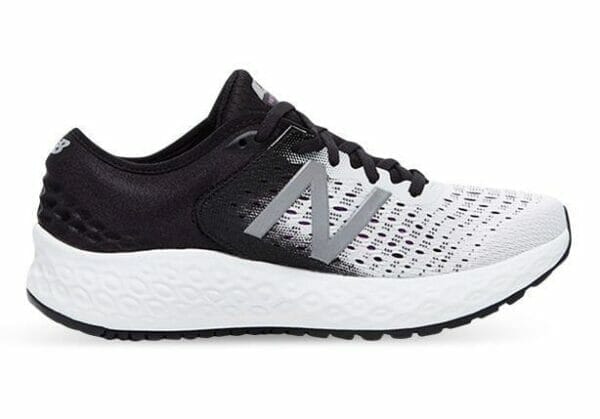 Fitness Mania - New Balance 1080 V9 (D) Womens White Black