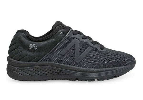 Fitness Mania - New Balance 860 V10 Wide (Gs) Kids Black