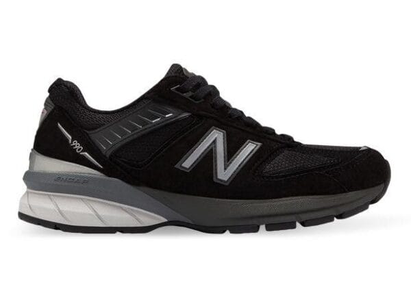 Fitness Mania - New Balance 990 V5 (D) Womens Black Silver