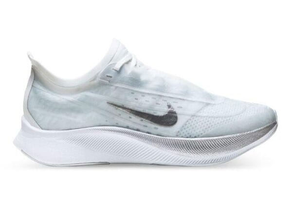 Fitness Mania - Nike Zoom Fly 3 Womens Pure Platinum Metallic Silver White Aura