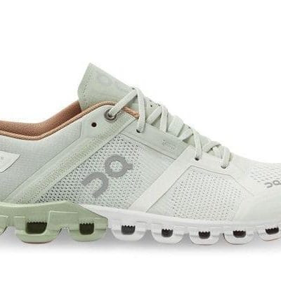 Fitness Mania - On Running Cloudflow Womens Aloe White