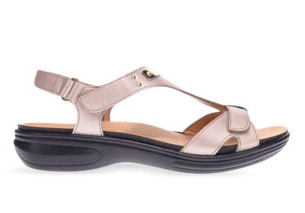 Fitness Mania - Revere Santa Monica Womens Champagne