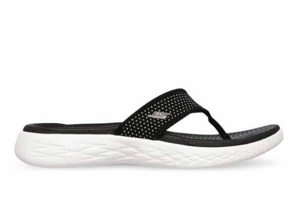 Fitness Mania - Skechers On The Go 600 Womens White Black