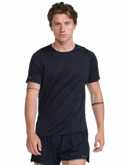 Fitness Mania - 2XU Light Speed Mens Training T-Shirt